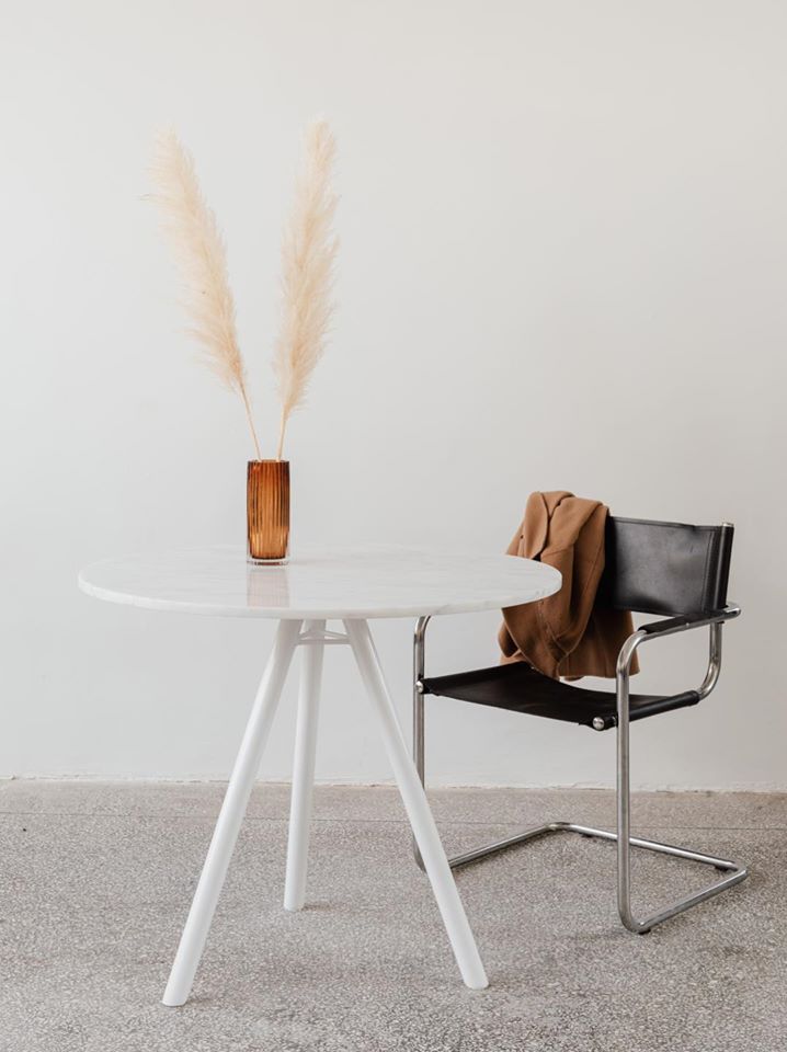 design polska pracownia marmur minimalizm piękne dodatki do wnętrz stolik marmurowy 