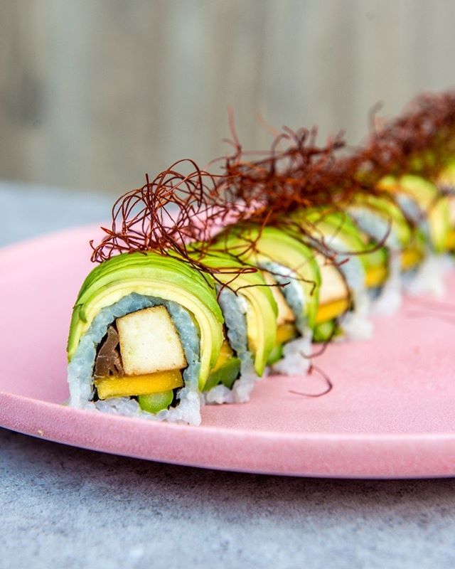 sushi califarnia maki restauracja randka 