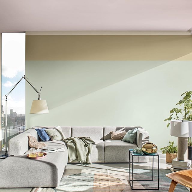 szałwiowe wnętrze stylowe piękny design jasnozielone ściany pastelowe modne kolory ścian 