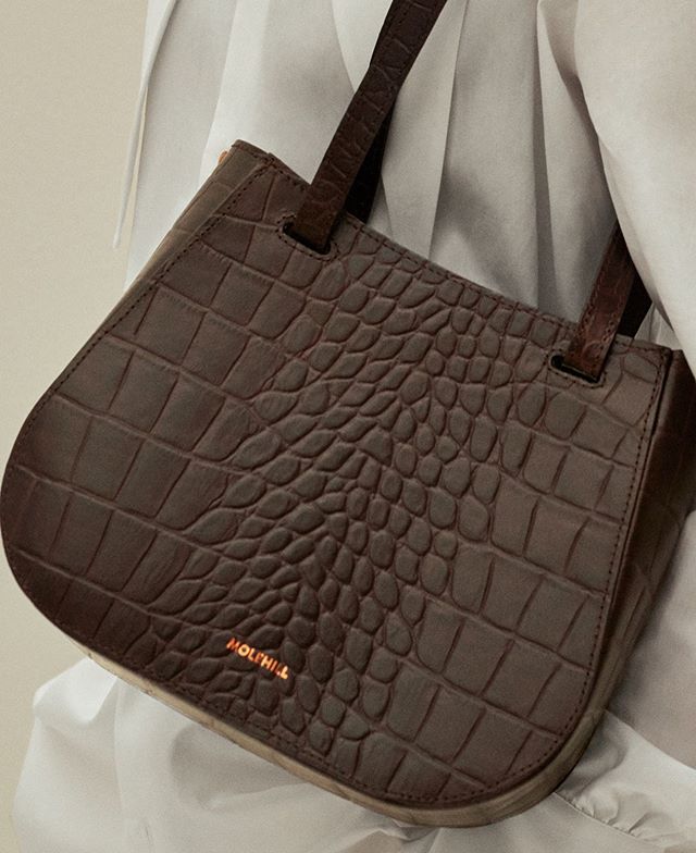 tłoczona torebka, krokodyli wzór, piękna torba, duża torba, stylowa, modna torebka